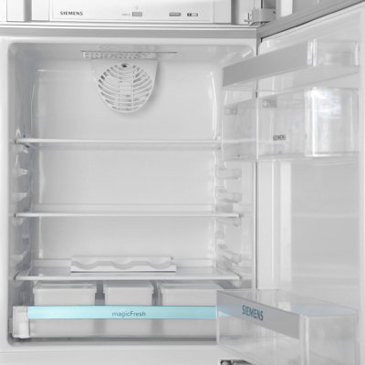 西门子(Siemens)KK28A4620W 260升零度生物保鲜 三门冰箱（白） 玻璃门 独立式三循环 滤膜保湿  精准控温