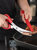 onlycook家用烧烤用品工具套装烤肉剪刀煎肉硅胶夹子烤肉夹食品夹(红色剪刀+红色硅胶夹)第2张高清大图