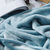格莉安GELIAN 纯色毛毯法兰绒珊瑚绒毯子居家旅行空调被春秋毯午休毯沙发毯盖毯学生儿童通用(灰蓝)第2张高清大图