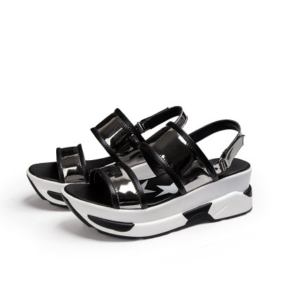 洛尚2017夏季新款凉鞋女夏孕妇平底松糕鞋中