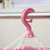 乾越婴儿衣架儿童宝宝内衣多功能塑料小夹子成人方形家用防风大晾衣架(32夹 粉色)第5张高清大图
