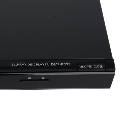松下（Panasonic）DMP-BD75蓝光DVD（黑色）