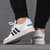 Adidas阿迪达斯NEO板鞋男鞋2020春季新款运动鞋鞋子跑步鞋EG3970(EG3970白色 42.5)第4张高清大图