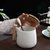 马克杯带盖勺陶瓷喝水杯子简约复古情侣杯家用泡牛奶咖啡杯早餐杯(黑色 杯子+盖勺+礼盒)第5张高清大图