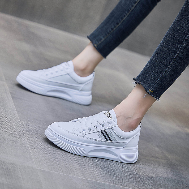 女士休闲鞋子品牌排行榜好看 休闲鞋女品牌有哪些牌子(已更新)-第1张图片-潮百科 女士休闲鞋子品牌排行榜好看 休闲鞋女品牌有哪些牌子(已更新)-第1张图片-潮百科